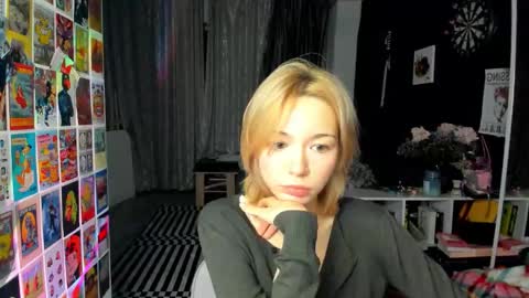 Snapshot of hi_diana chatting on 16, 9, 2025 im Di online show from 16, 9, 2025