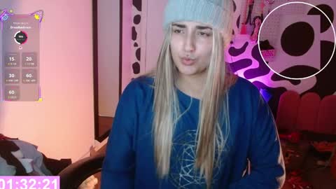 Snapshot of hi_elora chatting on 4, 6, 2026 Elora online show from 4, 6, 2026