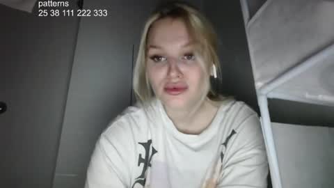 Snapshot of hi_i_am_ana chatting on 7, 7, 2026 Ana online show from 7, 7, 2026