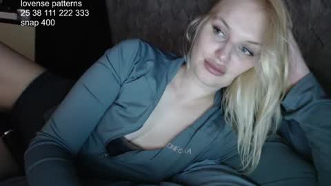 Snapshot of hi_i_am_ana chatting on 17, 7, 2026 Ana online show from 17, 7, 2026