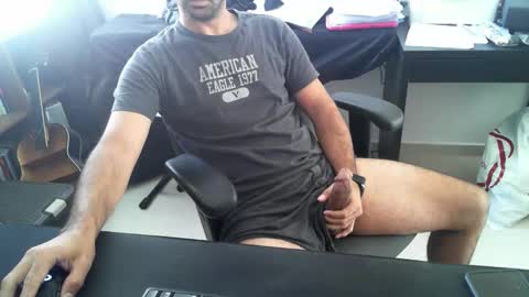 Snapshot of hi_im_chuck chatting on 17, 12, 2025 hi_im_chuck online show from 17, 12, 2025