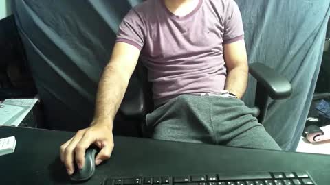 Snapshot of hi_im_chuck chatting on 13, 4, 2026 hi_im_chuck online show from 13, 4, 2026