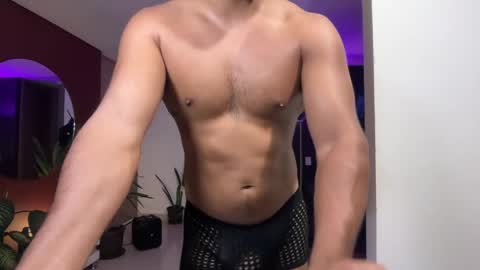 Snapshot of highlatin_guys chatting on 6, 5, 2026 Terry and E online show from 6, 5, 2026