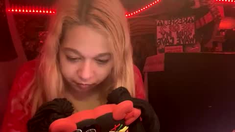 HiGHNESS CANNA online show from 19, 12, 2024