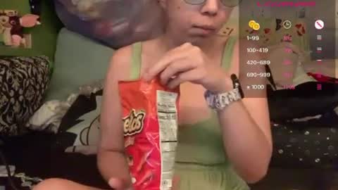 Snapshot of highnesscanna chatting on 24, 6, 2026 HiGHNESS CANNA online show from 24, 6, 2026