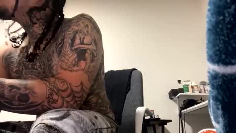 hihello300 online show from 13, 1, 2026