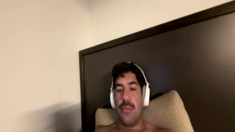 Snapshot of hiifiiive chatting on 4, 8, 2026 hiifiiive online show from 4, 8, 2026