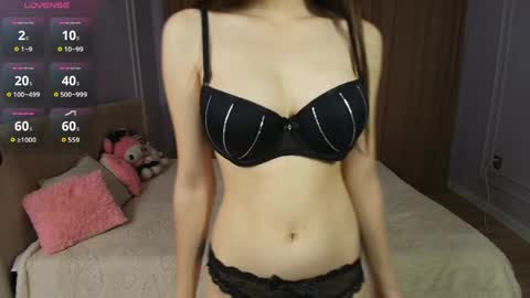Snapshot of hikomi_ chatting on 21, 5, 2026 hikomi online show from 21, 5, 2026
