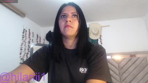 Snapshot of hilari18 chatting on 30, 4, 2026 hilaril18 online show from 30, 4, 2026