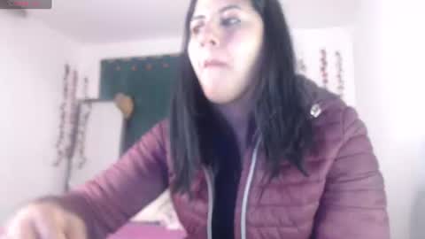 Snapshot of hilari18 chatting on 13, 7, 2026 hilaril18 online show from 13, 7, 2026