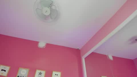 hilary_tailor online show from 16, 12, 2025