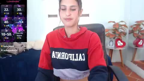 H I L A R Y online show from 19, 10, 2025