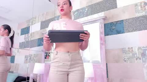 Hillary online show from 25, 10, 2025