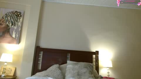 Hillary  online show from 20, 10, 2025