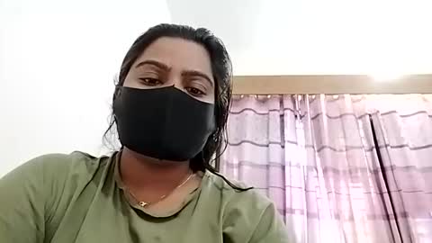 himuhimu22 online show from 25, 11, 2025