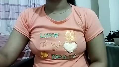 Snapshot of himuhimu22 chatting on 19, 4, 2026 himuhimu22 online show from 19, 4, 2026