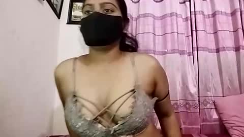 Snapshot of himuhimu22 chatting on 13, 5, 2026 himuhimu22 online show from 13, 5, 2026