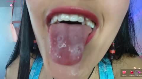 hinata online show from 3, 11, 2025