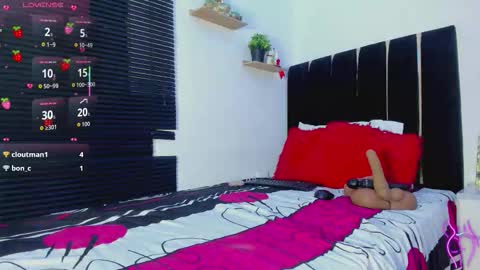 hinatta smiler online show from 26, 11, 2025