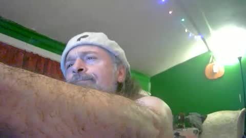 Snapshot of hippiedad333 chatting on 30, 5, 2026 hippiedad333 online show from 30, 5, 2026