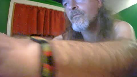 Snapshot of hippiedad333 chatting on 16, 6, 2026 hippiedad333 online show from 16, 6, 2026