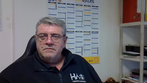 Snapshot of hippopotame17 chatting on 10, 1, 2025 hippo online show from 10, 1, 2025