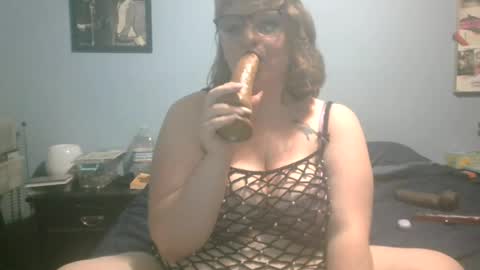 Snapshot of hippybambi chatting on 6, 7, 2026 Hippy online show from 6, 7, 2026