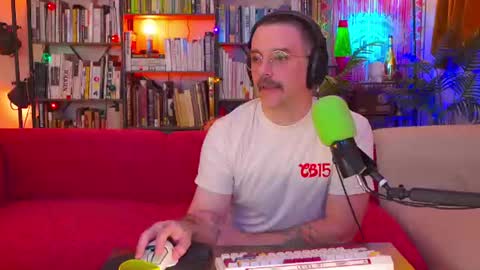 Snapshot of hipstertrashdumpsterfire chatting on 18, 6, 2026 HipsterTrash Clark one half of Task Manager online show from 18, 6, 2026