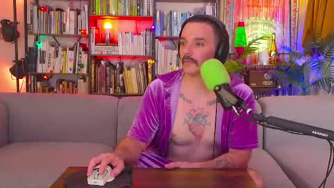 Snapshot of hipstertrashdumpsterfire chatting on 20, 6, 2026 HipsterTrash Clark one half of Task Manager online show from 20, 6, 2026