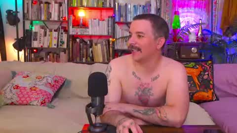 Snapshot of hipstertrashdumpsterfire chatting on 3, 7, 2026 HipsterTrash Clark one half of Task Manager online show from 3, 7, 2026