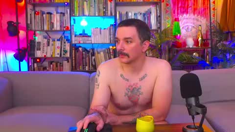 Snapshot of hipstertrashdumpsterfire chatting on 25, 7, 2026 HipsterTrash Clark one half of Task Manager online show from 25, 7, 2026