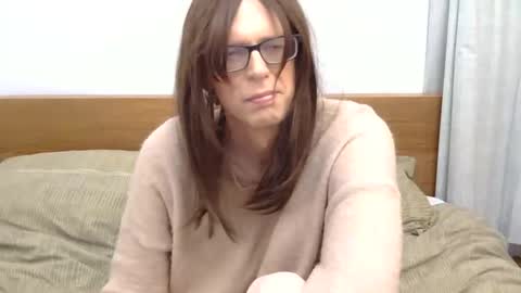 HiRiley online show from 6, 11, 2025