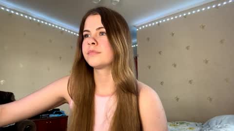 I am Amy ntmu Lets hit 10 Thumbs Up together online show from 1, 4, 2026