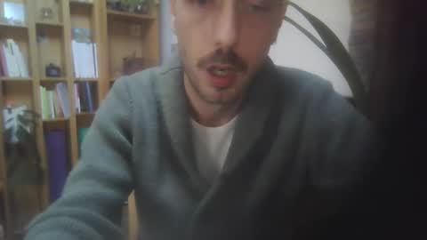 Snapshot of hitmenoww chatting on 8, 11, 2025 hitmenoww online show from 8, 11, 2025