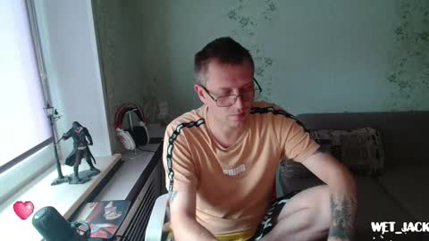 Snapshot of hlestus chatting on 26, 9, 2025 Wet Jack online show from 26, 9, 2025