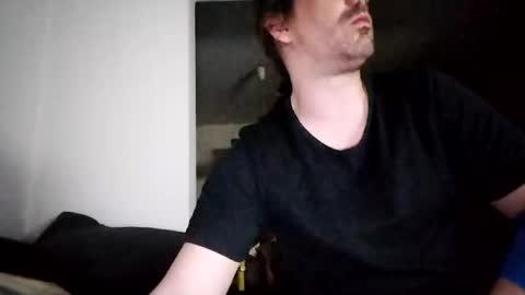 Snapshot of hmuench85 chatting on 31, 1, 2025 H online show from 31, 1, 2025