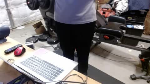 Nick online show from 10, 4, 2026