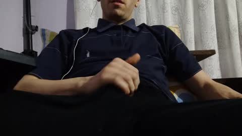 Snapshot of hocthus chatting on 4, 1, 2025 Hocthus - online show from 4, 1, 2025