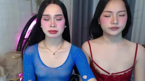 Snapshot of hoelymolly chatting on 10, 6, 2026 hoelymolly online show from 10, 6, 2026