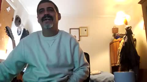 hoglegg99384194 online show from 18, 12, 2025