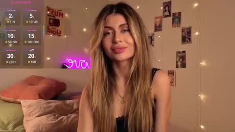 Moni Monica online show from 21, 9, 2025