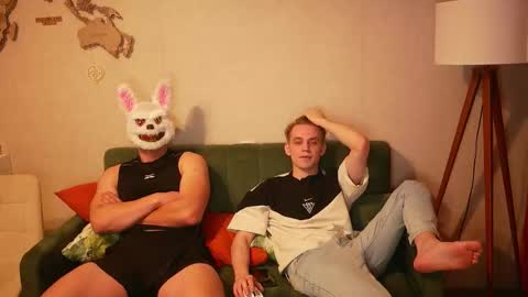 Extaz  Athrey  Howard online show from 17, 10, 2025