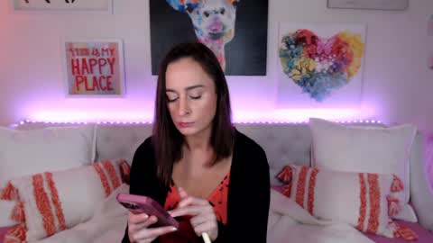 Holi Hurricane online show from 7, 3, 2026