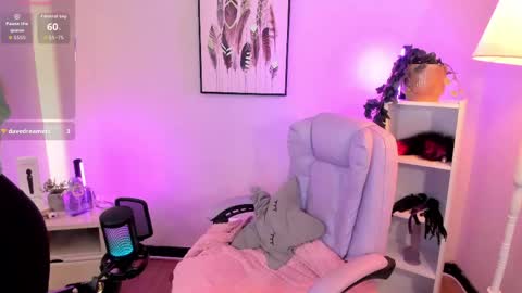 Hollie online show from 16, 4, 2026