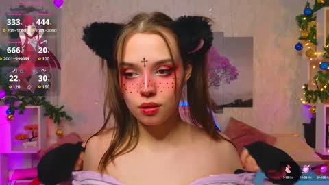 Lux online show from 12, 1, 2025