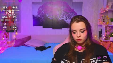 Lux online show from 30, 1, 2025