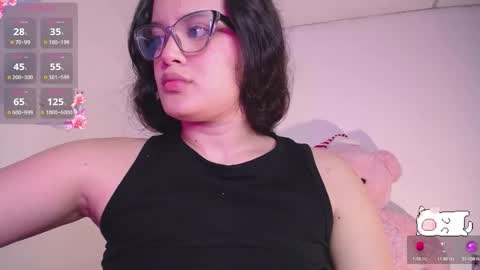 holly_16 online show from 3, 12, 2024
