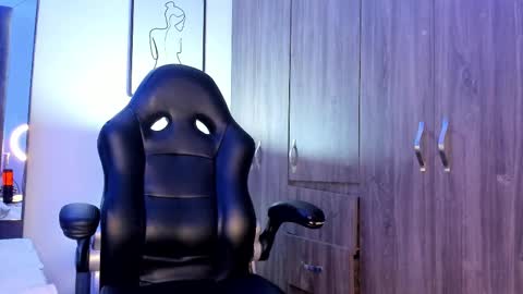 Snapshot of holly_29_m chatting on 17, 2, 2025 Mara online show from 17, 2, 2025