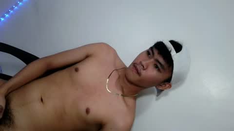 Snapshot of holly_fucker22 chatting on 28, 6, 2026 JAY online show from 28, 6, 2026