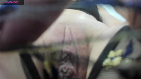 Snapshot of holly_little2 chatting on 24, 2, 2025 Sophie online show from 24, 2, 2025